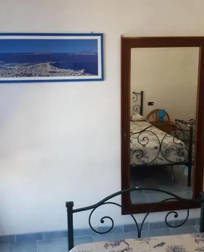 La Casetta Di Giovanna بيت للعطل
